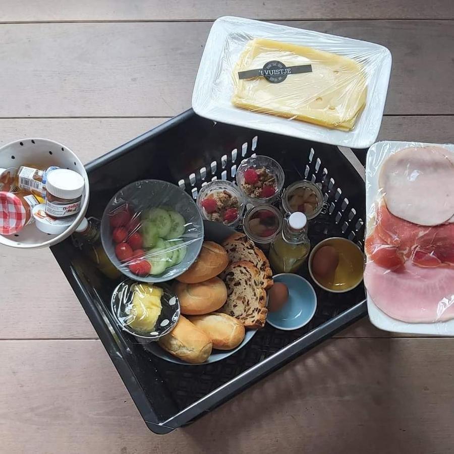 كامْبِن Bed&Breakfast Tussen De Poorten المظهر الخارجي الصورة